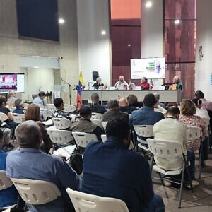 Seminario sobre Frantz Fanon concluyó en Caracas con un llamado a la descolonización