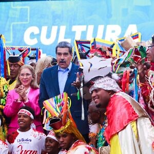 EN FOTOS: Diablos Danzantes y Sanjuaneros en el programa Con Maduro+