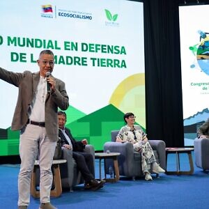 Villegas en el Congreso en Defensa de la Madre Tierra: Hoy en el Caribe se debate el destino de la humanidad (+Fotos)