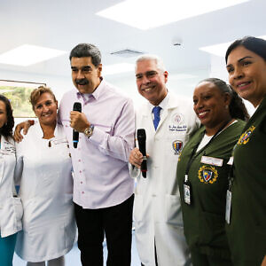 Presidente Maduro entregó 98 obras en hospitales y centros de salud de todo el país