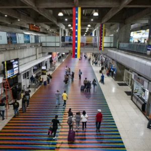 Venezuela condena amenaza de Donald Trump que pretende afectar el espacio aéreo