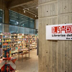 Inaugurada la XVI Feria del Libro de Caracas en la GAN y Plaza de la Juventud