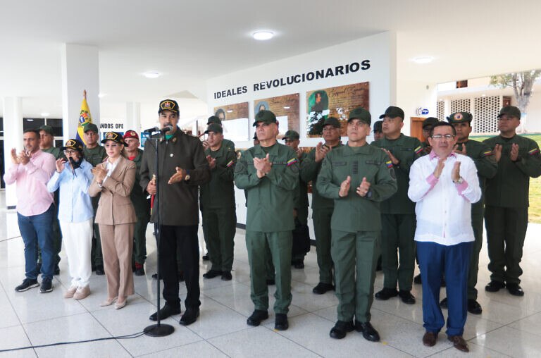 Maduro: La FANB es el Ejército Unido Libertador del siglo XXI ante 27 semanas de amenazas