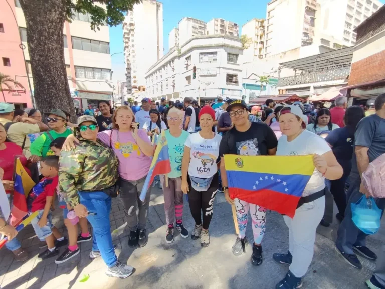 Marcharon en Venezuela contra el robo de embarcaciones y de petróleo venezolano hecho por EE.UU.