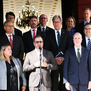 Presidenta (E) Delcy Rodríguez se reunió con jefes de misión de la Unión Europea, Reino Unido y Suiza