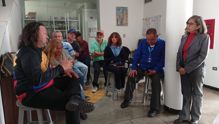 Librerías del Sur impulsa debate nacional sobre la Doctrina Monroe y la soberanía regional