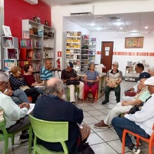 Conversatorio “Formación Bolivariana y Socialista vs. Monroe, la doctrina del mal” se realizó en la Librería del Sur Orlando Araujo
