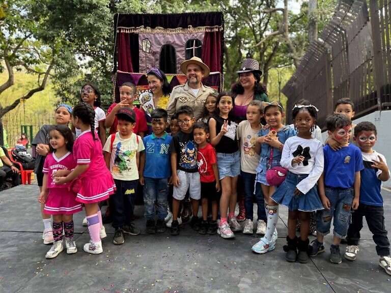 Caracas se vistió de magia: Teatro, circo y danza encendieron la ciudad