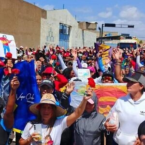 Realizaron Marcha de los Claveles en Falcón, en homenaje a Alí Primera