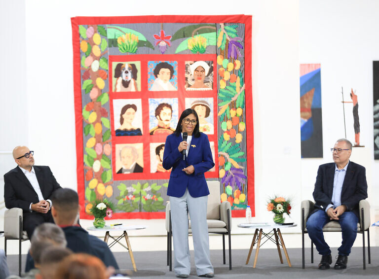 Delcy Rodríguez entregó Premio Nacional de Cultura y Premio Glorias Artísticas de Venezuela (+Fotos)