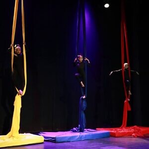 Talento nacional desafió las alturas con “Venezuela en Vuelo” en el Teatro San Martín