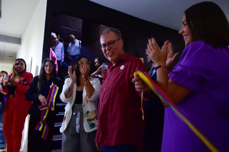 Inaugurada la exposición “Reveladas” en el Museo de Arte Contemporáneo Armando Reverón