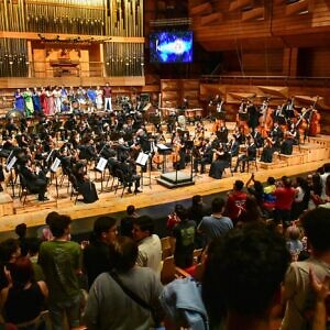 El Sistema y el Grupo Herencia estrenan Portal: Sinfonía para el tambor