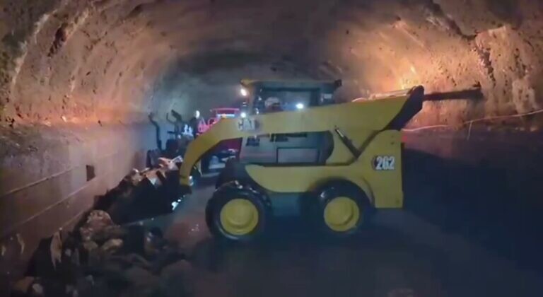 Rescatados sanos y salvos los ocho técnicos que habían quedado atrapados en el túnel del embalse Turimiquire