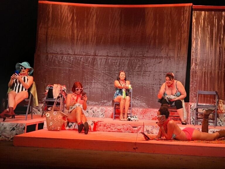 Compañía Nacional de Teatro celebra el Día Internacional del Teatro con lectura, libro y comedia 🗓