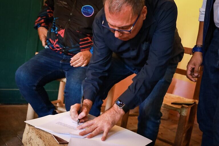 Unesco y artesanos del barro restauran viviendas de Coro y La Vela