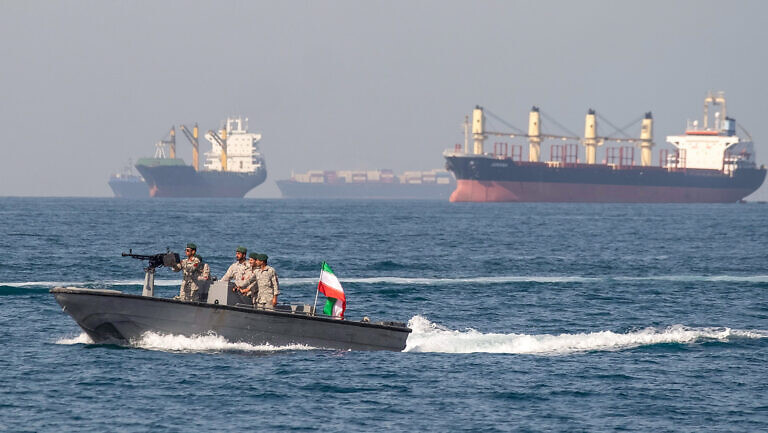 Irán advierte de “importantes repercusiones” por las amenazas de EE.UU. en el estrecho de Ormuz