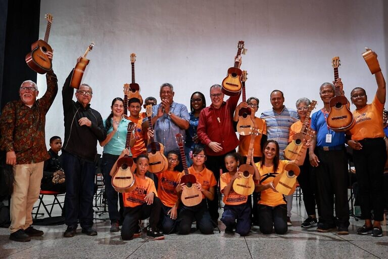 MinCultura entregó donación de instrumentos en Barlovento para fortalecer formación de semilleros musicales 