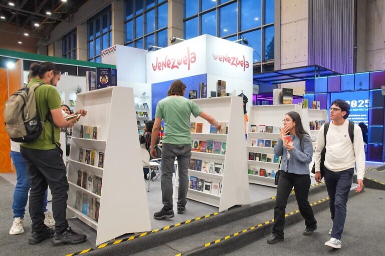 Novedades editoriales de Venezuela se presentan en la 38.ª FILBo