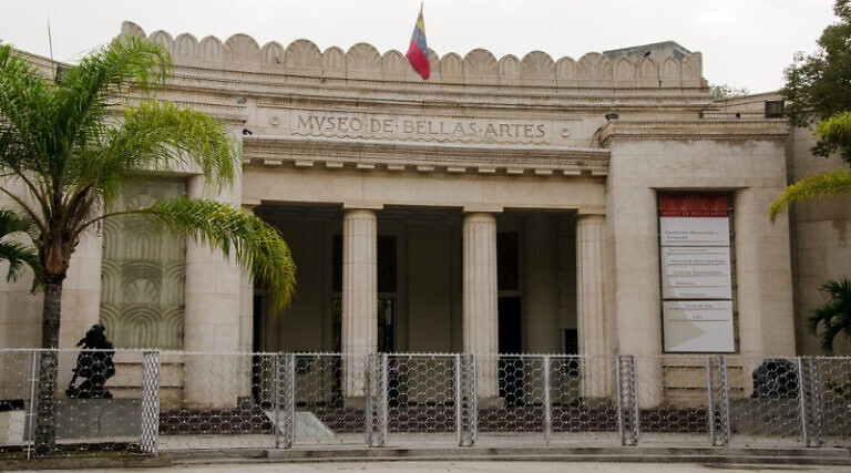‎Clausura de la VI Bienal del Sur se realizará este sábado en el Museo de Bellas Artes 🗓
