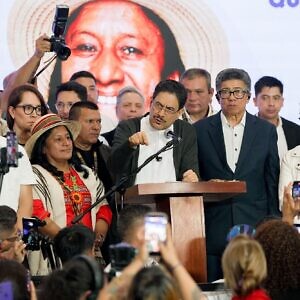 Iván Cepeda y Abelardo De la Espriella irán a segunda vuelta en elecciones presidenciales de Colombia