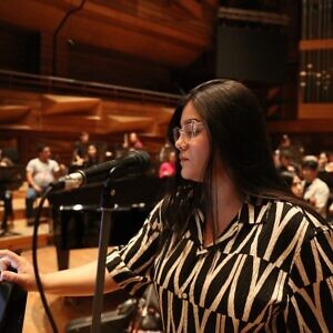 Talía Zimmermann y la Sinfonía Resurrección: Un canto a la trascendencia desde Caracas
