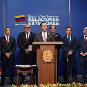 Venezuela exige a Trinidad y Tobago asumir responsabilidad por derrame de hidrocarburos que afecta el oriente del país