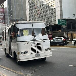 Pasaje urbano estará indexado al dólar y se cobrará a 140 bolívares a partir del 1 de junio