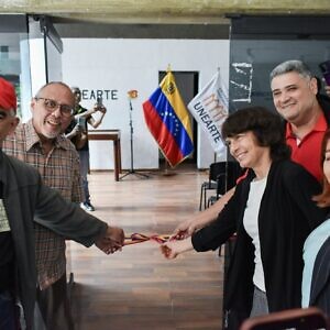 Muestra expositiva en la Unearte ofrece recorrido por la vida y obra de Modesta Bor