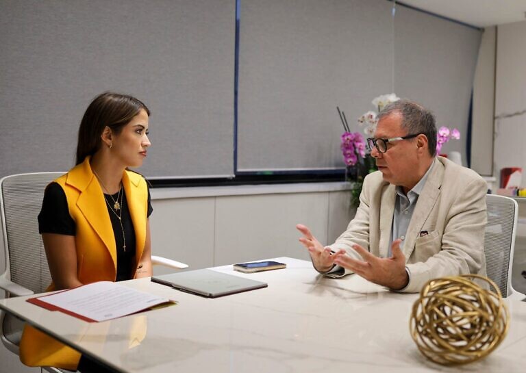 Cultura y Turismo acuerdan proyectos para abordar la identidad venezolana