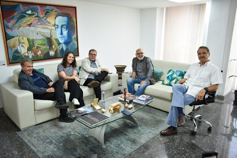 Sociólogo Carlos Figueroa Ibarra comparte su visión geopolítica actual con autoridades culturales venezolanas