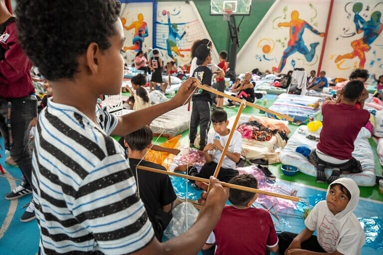 MinCultura instaló jornada “Arena Creativa” para niños y niñas de La Guaira afectados por los terremotos