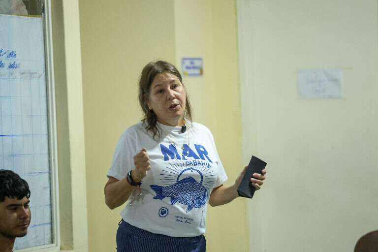 Una tertulia fomenta la sanación emocional en campamento Carlos Fiol de Catia La Mar