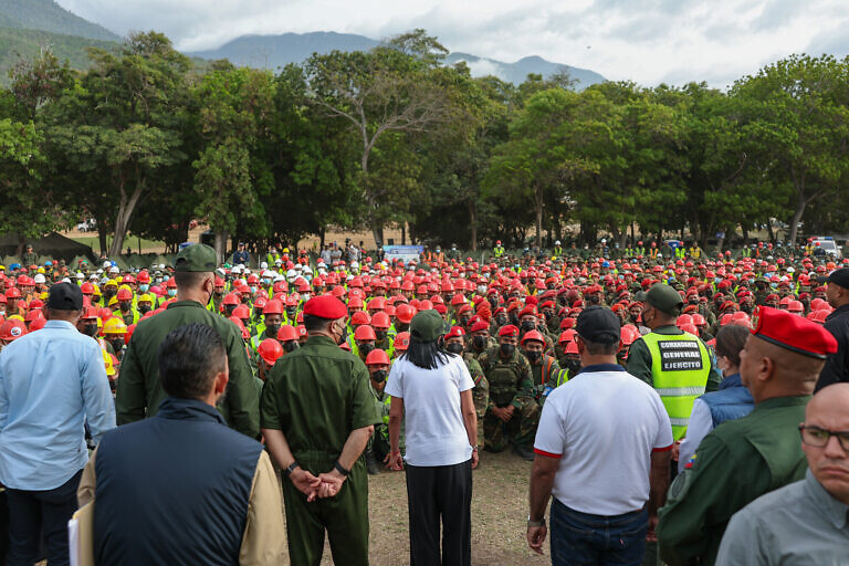Presidenta encargada supervisó despliegue de la FANB en zonas afectadas de Caraballeda