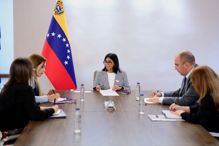 Gobierno anuncia créditos y bonos para damnificados por terremotos del 24 de junio