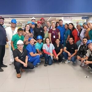 Impulsan programas de recuperación médica y prótesis para los sobrevivientes del terremoto
