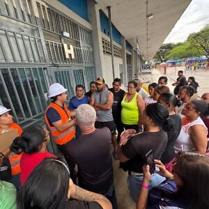 Comisión de Habitabilidad inspeccionó urbanismos de la GMVV en la Avenida Bolívar de Caracas