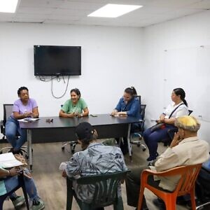 Animadores culturales reciben formación para llevar relatos orales a campamentos transitorios