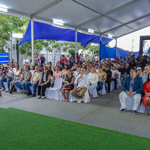Presidenta entregó 478 créditos a emprendedores en La Guaira