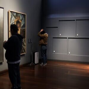 Seis museos de Colombia rechazan retiro de piezas del Museo Nacional por orden del gobierno, que las considera adoctrinamiento cultural