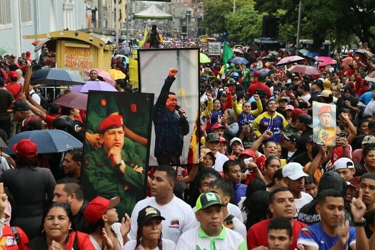 Marcharon recordando la victoria popular de Hugo Chávez hace catorce años (+Fotos)