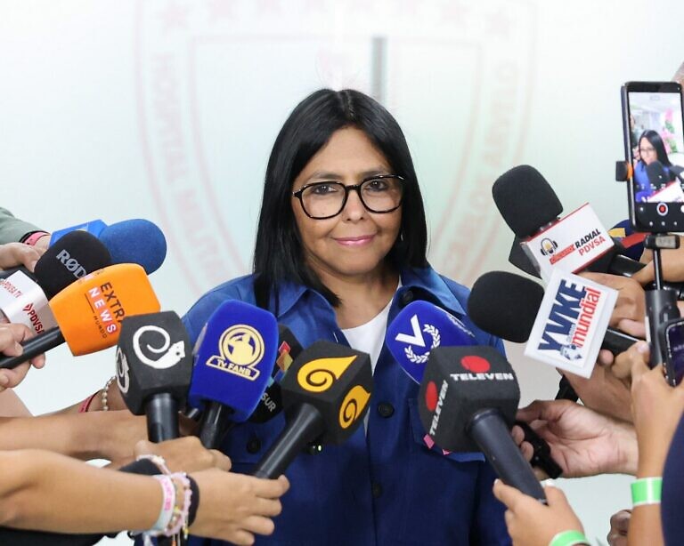 Delcy Rodríguez sobre retorno de María Corina Machado: “Espero que quienes pidieron sanciones y agresiones externas para Venezuela tengan algo de arrepentimiento”