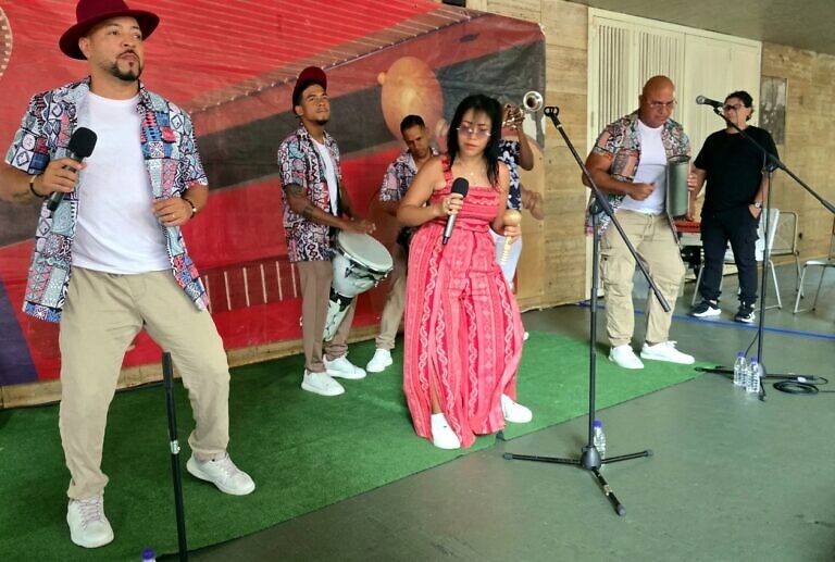 El tambor llenó de ritmo y baile el 9.° Encuentro de saberes, sonidos y sabores