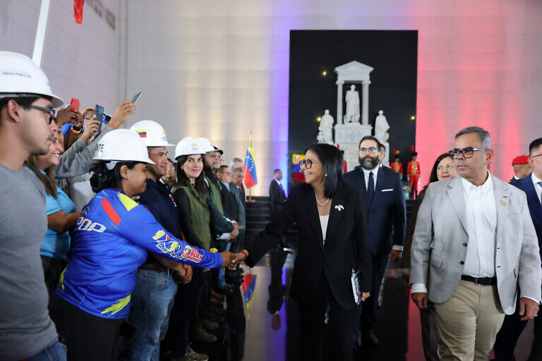 Conmemoraron 150 años del traslado de los restos del Libertador Simón Bolívar al Panteón Nacional