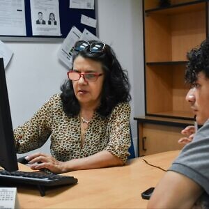 Instalada sala situacional para el registro de notas en la Unearte