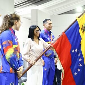 Delcy Rodríguez reconoce a la delegación venezolana de los Juegos Suramericanos, ganadora de 146 medallas